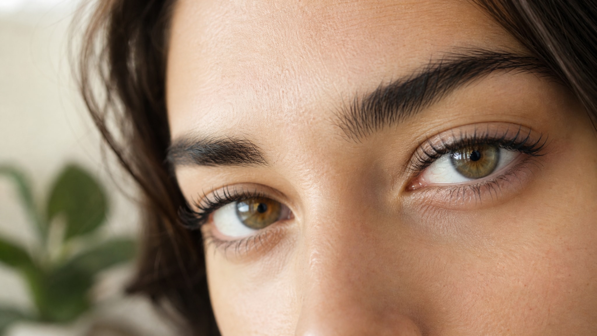 Classic Vs Volume Lash Extensions: Which Suits You?