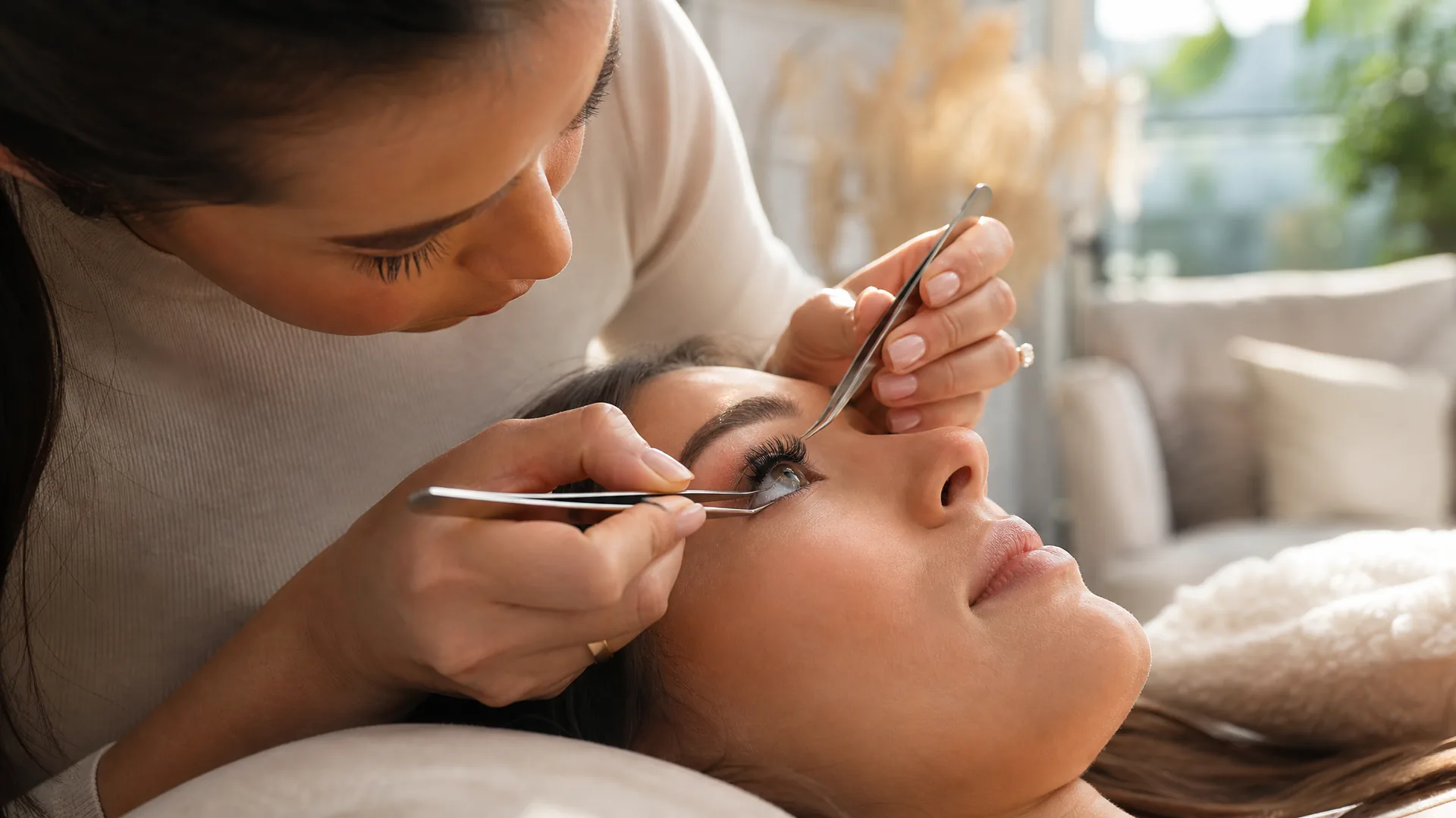 Eyelash Extensions Okotoks | Nails Time Lash Salon