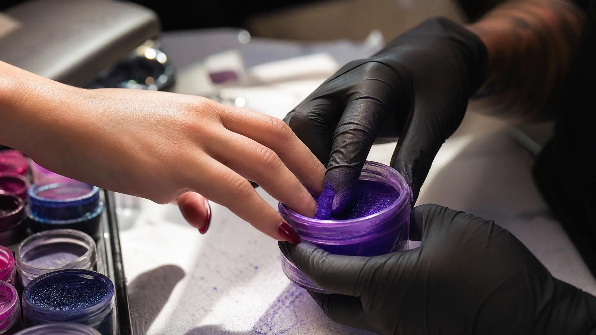 Dip Powder Nails in Okotoks: Strong, Chip-Free Color
